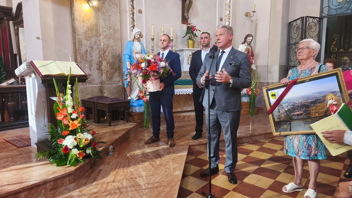 uroczyste pożegnanie proboszcza roberta jacka kollera