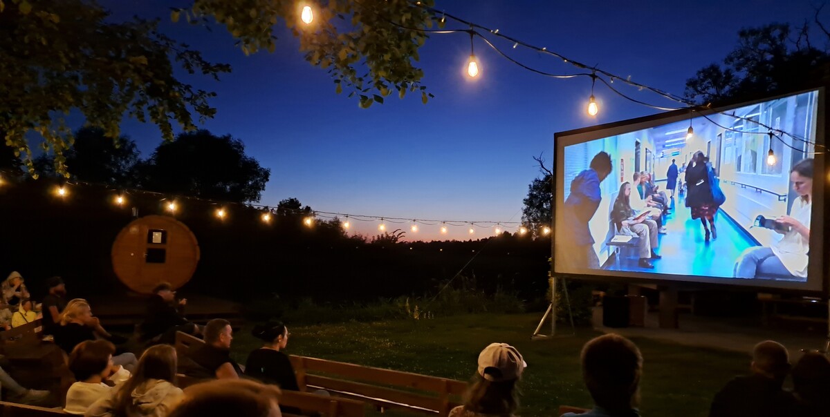 piątkowe kino letnie